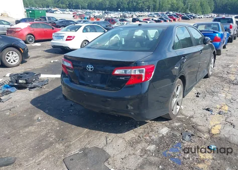 2014 Toyota Camry Se V6 z USA, uszkodzony, nr VIN 4T1BK1FK3EU544389